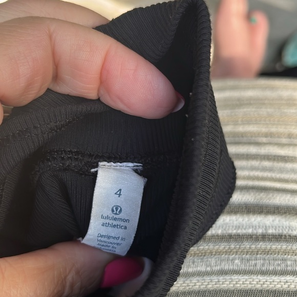 74. RARE Lululemon Street To Studio Pant black *Unlined 4 - Picture 10 of 10